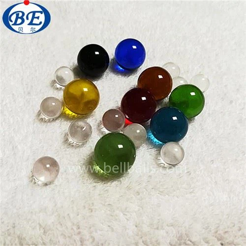 Staklena kristalna kugla